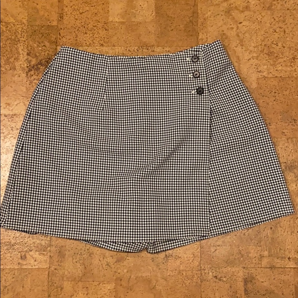 Gingham Buttonup Skort